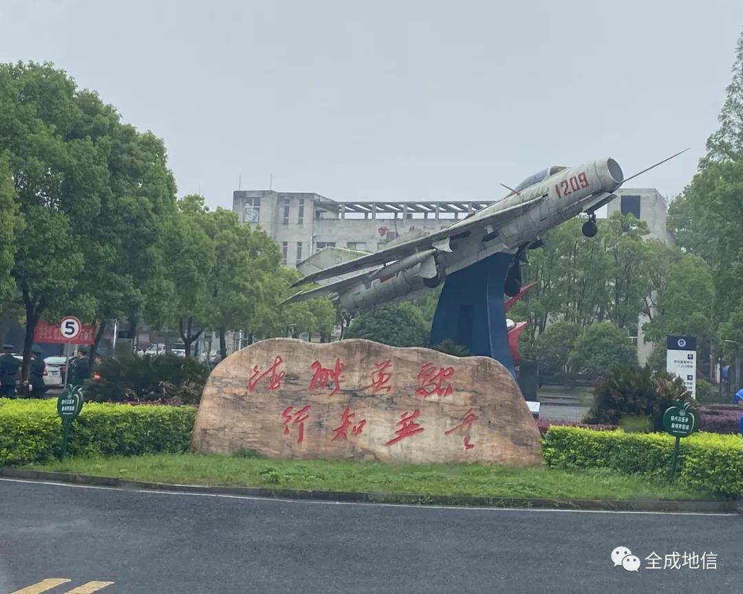 湖南超立方到訪湖南國防工業職業技術學院,共同探討校企合作之路